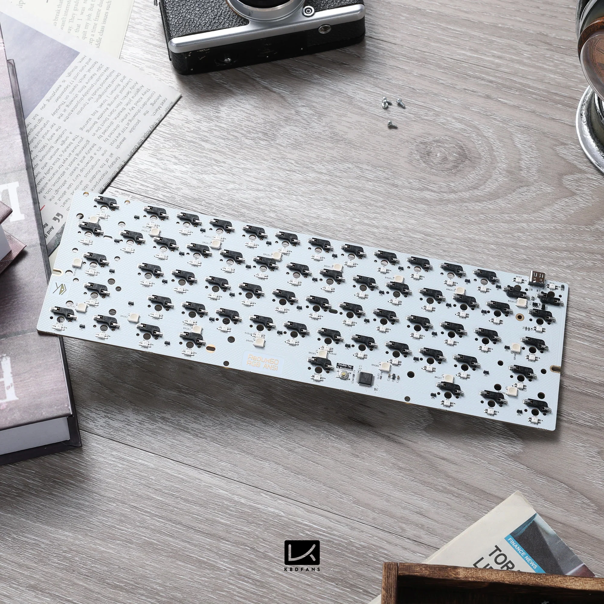 KBDfans Redux 60 RGB ANSI PCB - Thumbnail 3